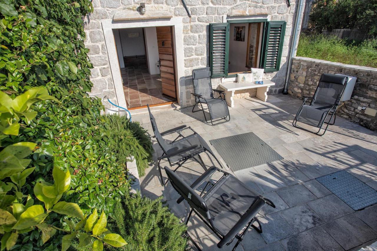 Villa Ruza, Donja Lastva 티바트 외부 사진