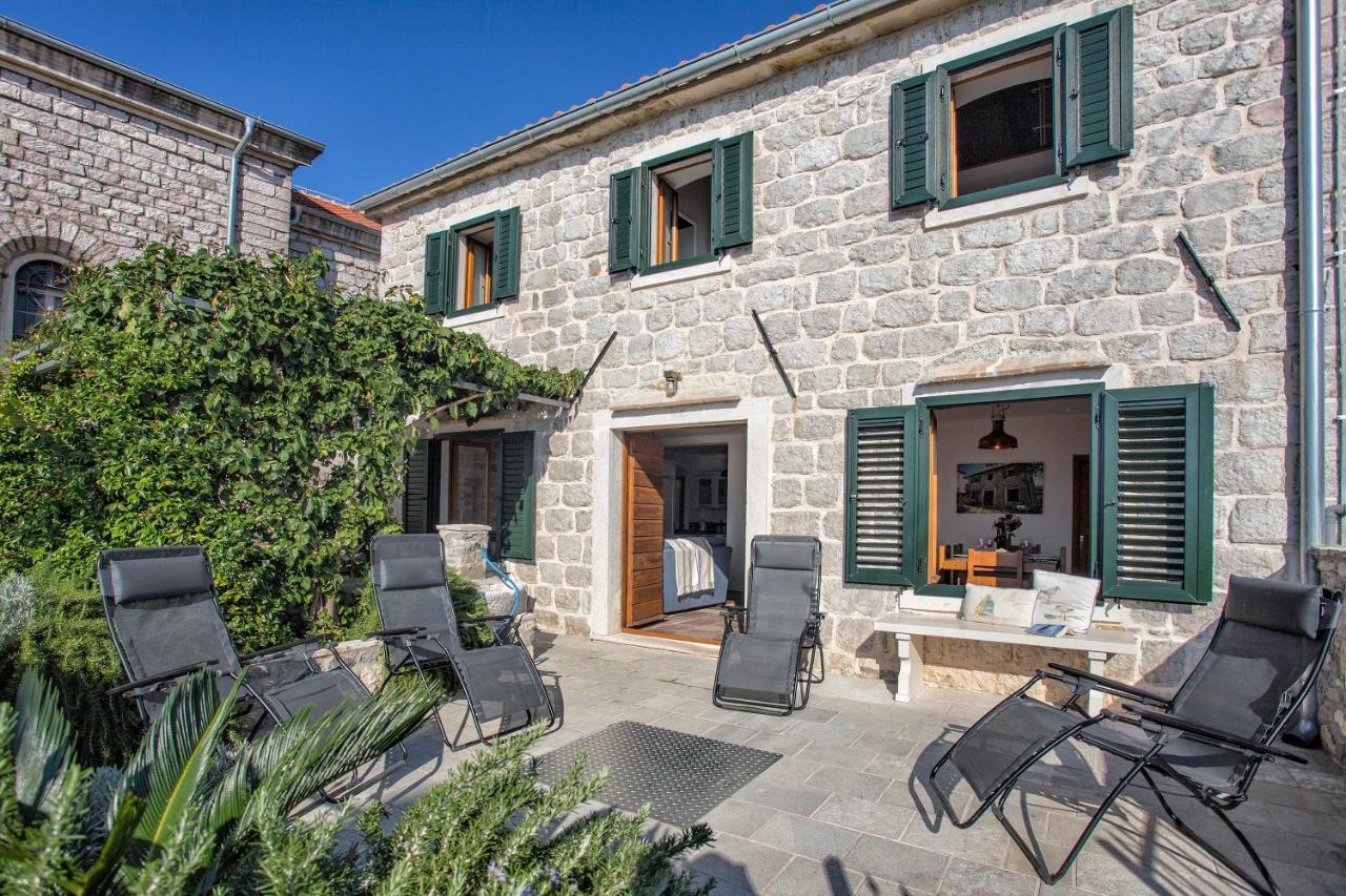 Villa Ruza, Donja Lastva 티바트 외부 사진