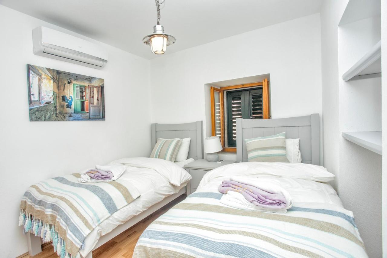 Villa Ruza, Donja Lastva 티바트 외부 사진