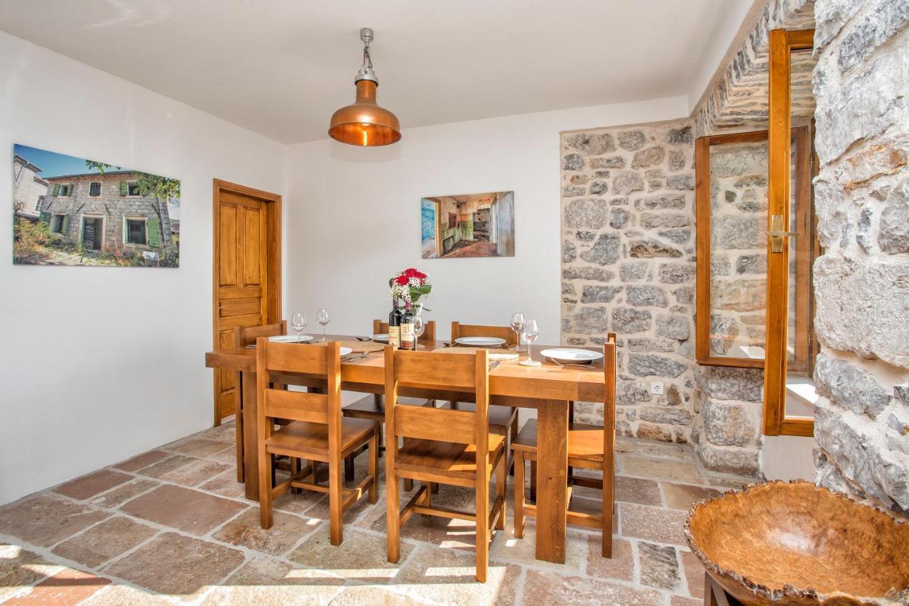 Villa Ruza, Donja Lastva 티바트 외부 사진